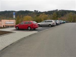 Nová parkovací místa
